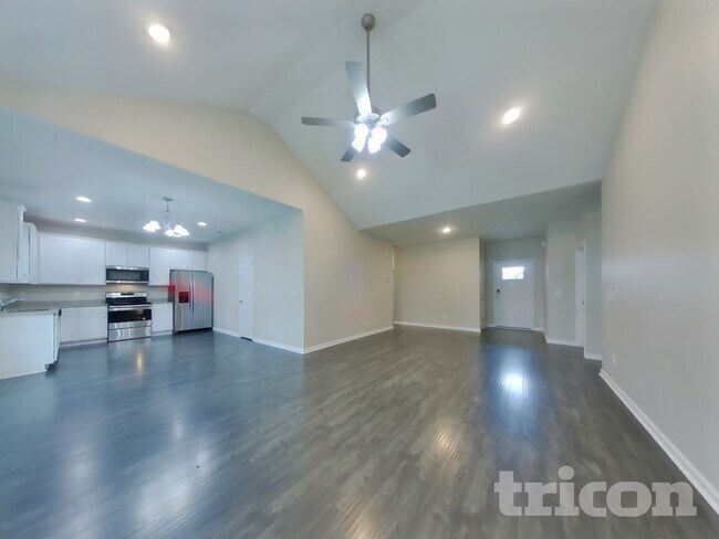 Photo - 741 Mitscher Dr