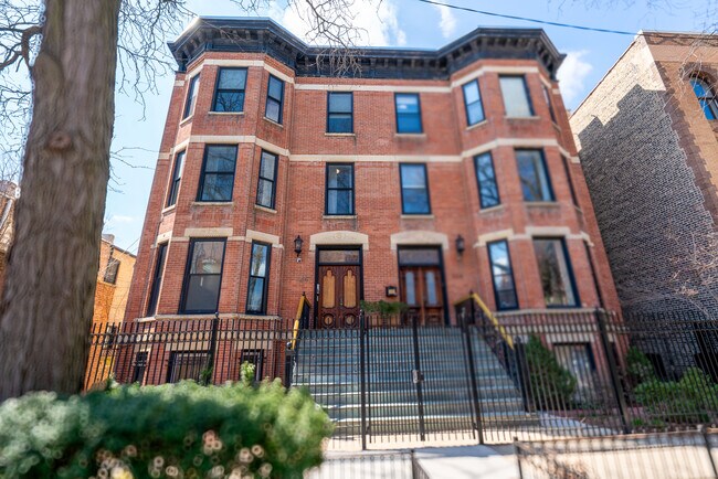 Photo - 2208 N Sedgwick St Condo Unit #2