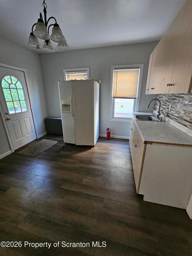 Photo - 2229-2231 Boulevard Ave