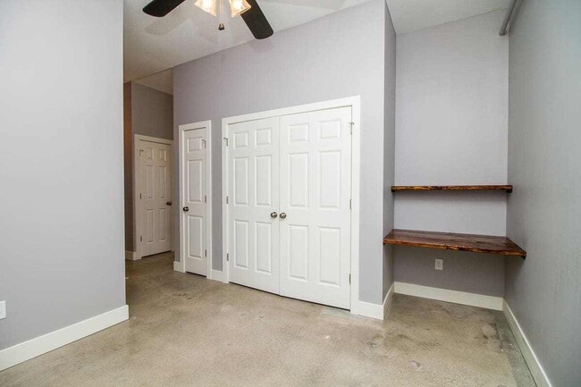 Photo - Welcome to Urban Studio 43 – Comfort, Convenience & Contemporary living in South Kansas City