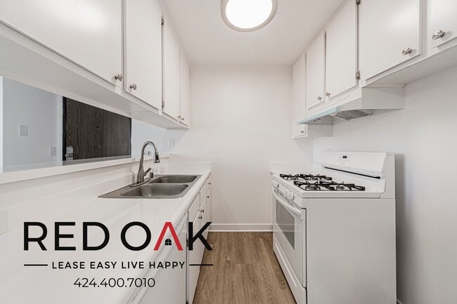 Photo - 8309 Cedros Ave Unit 314