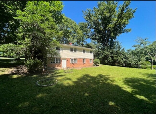 Photo - 731 Miller Ave