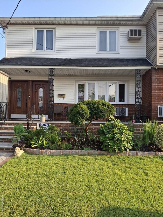 Photo - 259-46 149th Rd