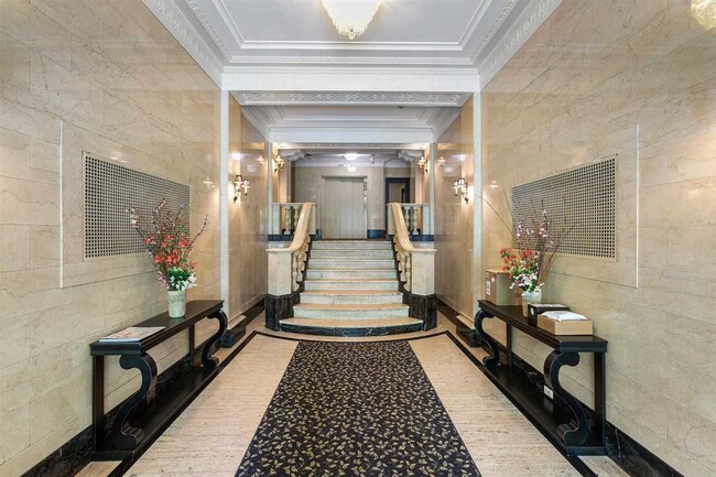 Photo - 1000 Hudson St Unit 111