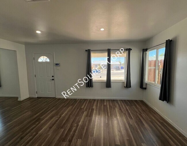 Photo - 222 E Virginia Way