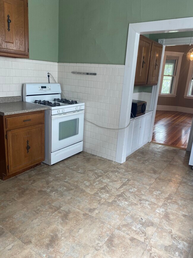 187 Powder House Blvd Unit 2
