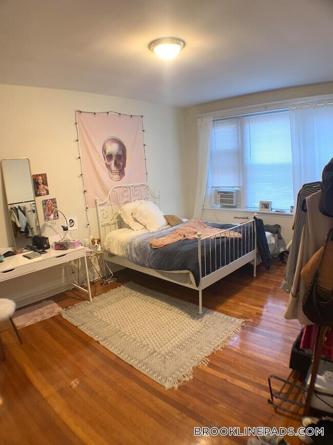 Photo - 22 Euston St Unit 1