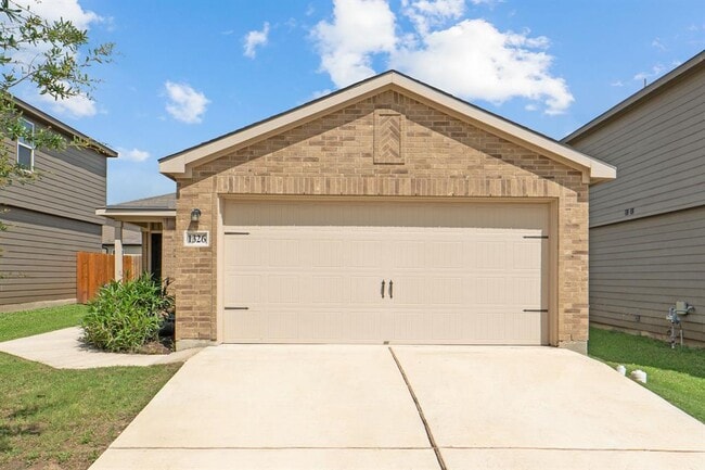 Building Photo - 1326 Amy Dr
