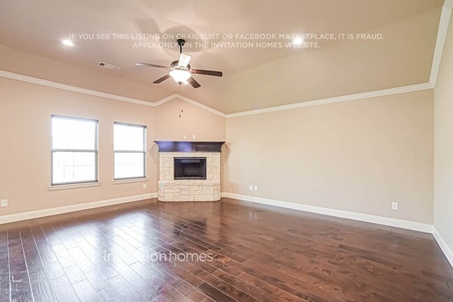 Photo - 215 Range Rd