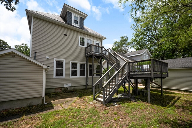 Photo - 220 E Randall Ave