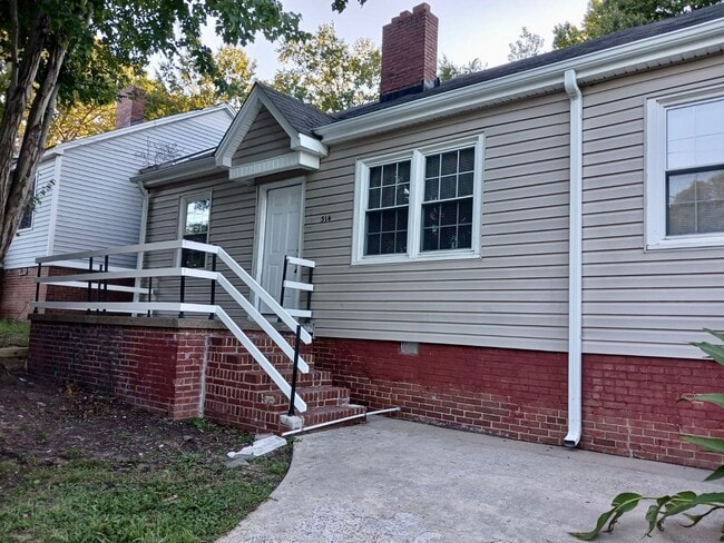 Building Photo - 314/316 N Ireland St Unit 314