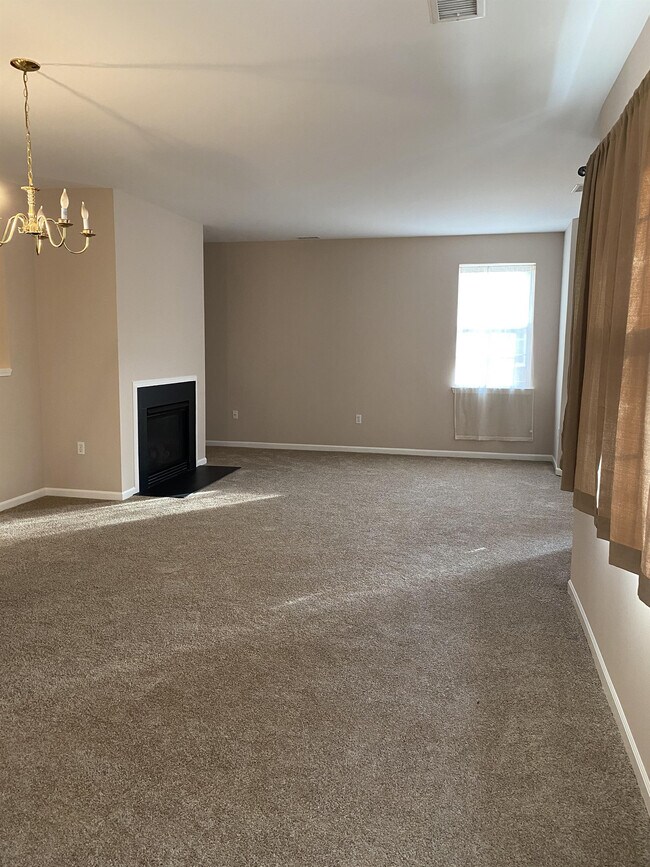 Photo - 4165 Elizabeth Ave