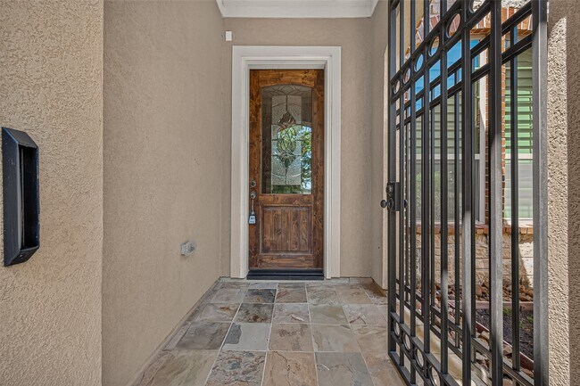 Photo - 10834 Poolman Pl