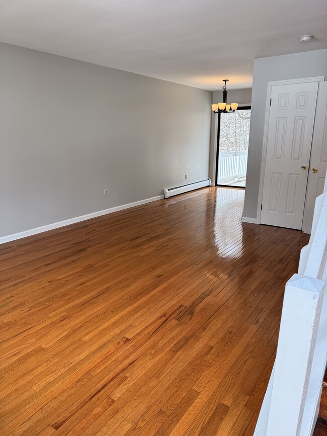 Photo - 11 Wopowog Trl