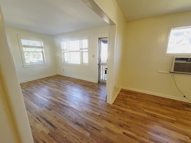 Photo - 1307 Elberta Dr