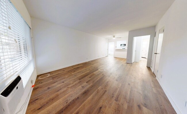 Photo - 1815 N. Harvard Blvd