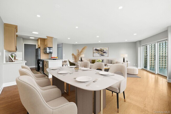 Photo - 12 Old Mamaroneck Rd Unit 7C