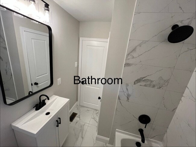 Photo - 715 Radnor Ave