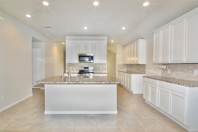 Photo - 1303 Keaton Ct