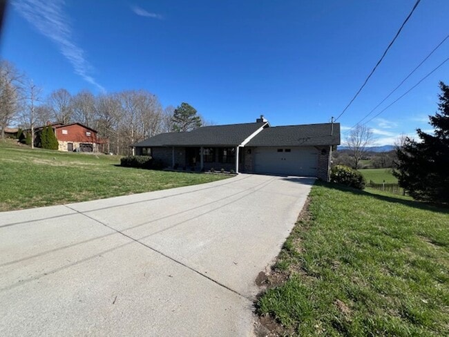 Photo - One-Level Living at the End of a Quiet Cul-de-Sac – Just 15 Minutes from Town!