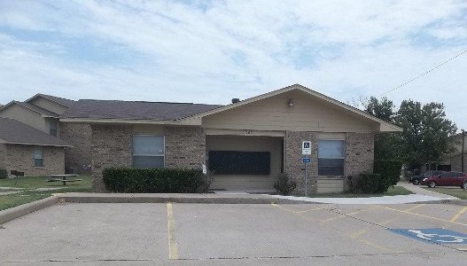 Photo - 501 W Criner St Unit #501