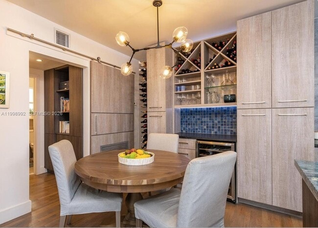 Photo - 3721 NE 170th St Unit 4