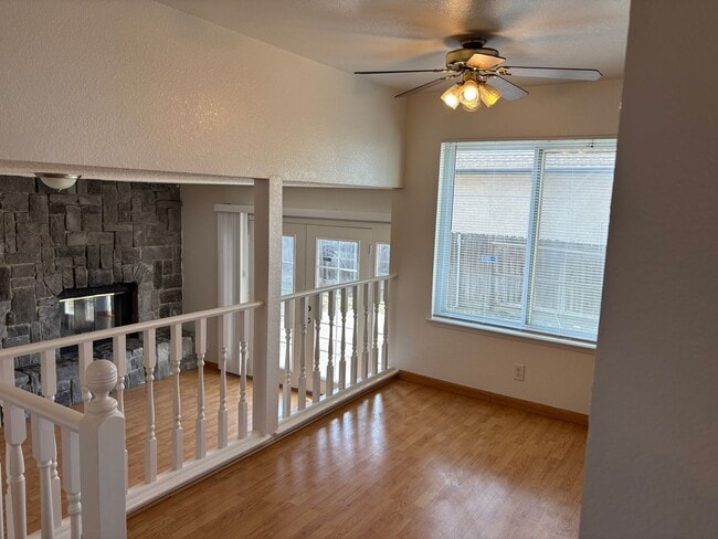 Photo - Close to Schools & Shopping