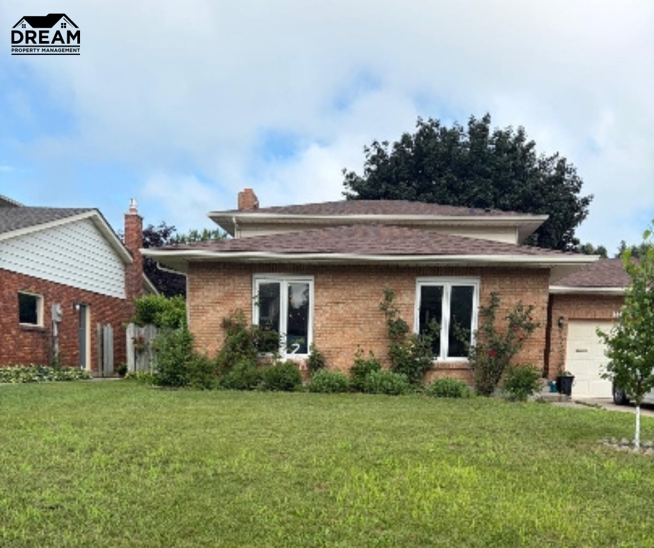 Photo - 1278 Errol Rd E