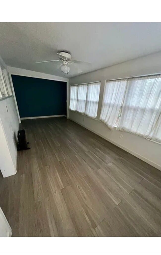 Photo - 100 Quartz St