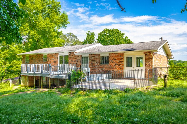 Photo - 12 Sandra Dr