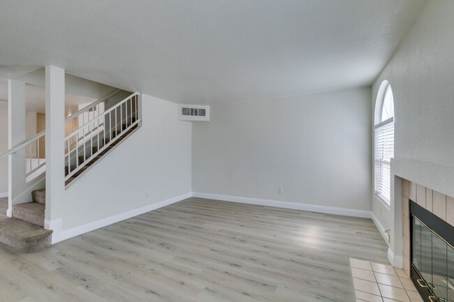 Photo - 8476 Indigo Sky Ave