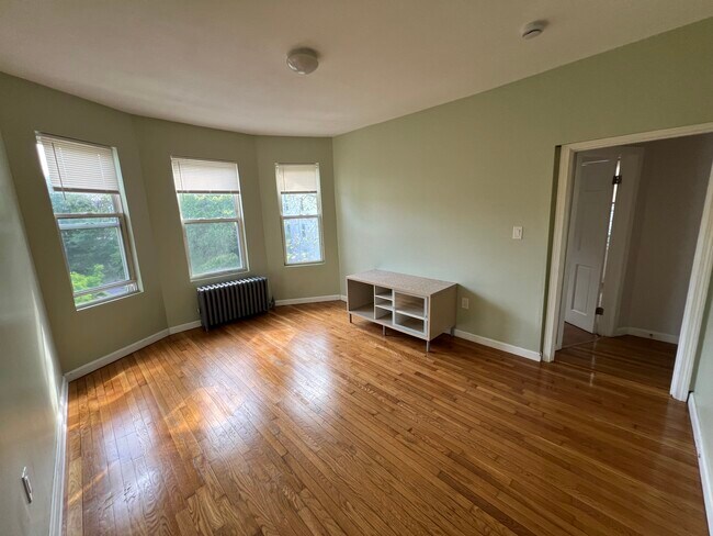 Photo - 154 Stanwood St Unit #3