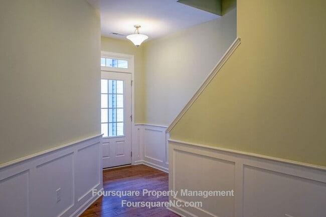 Photo - Charming End-Unit Townhome with Bonus Room, Screened Porch & 2-Car Garage – Convenient to RTP, RD...