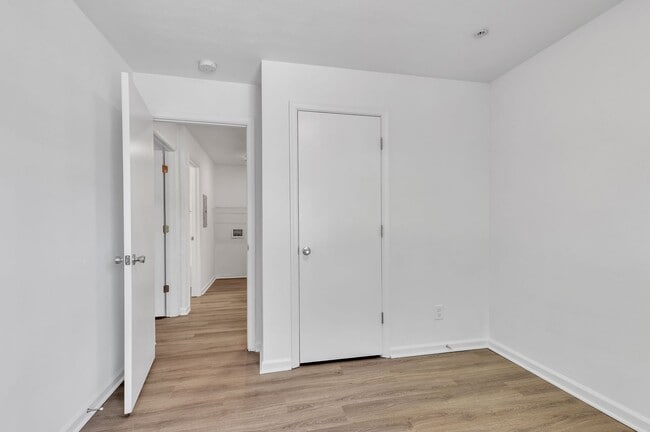 Bedroom & Hallway - Acorn Grove Apartment Homes