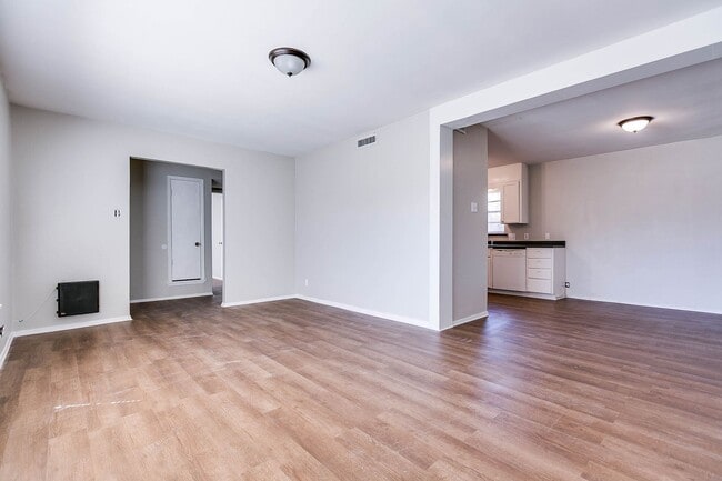 Building Photo - 1425 Austin St Unit 1425 Austin St.