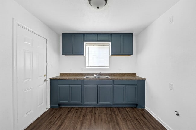 Building Photo - 5714 Pickfair St Unit 4 Rental