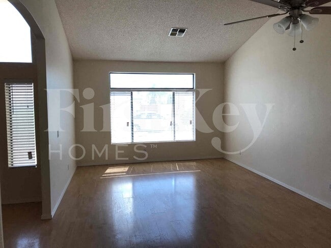 Photo - 4110 W Questa Dr