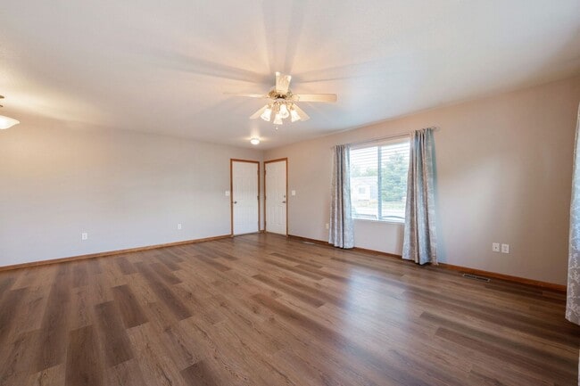 Photo - 3-Bedroom Ranch Home Close to Downtown Wellington