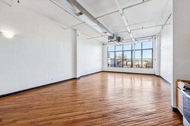 Building Photo - 2 Union St Unit 1O