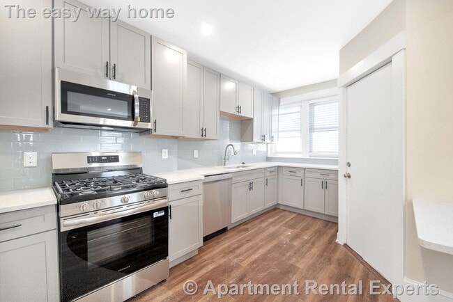 Photo - 105 School St Unit #3