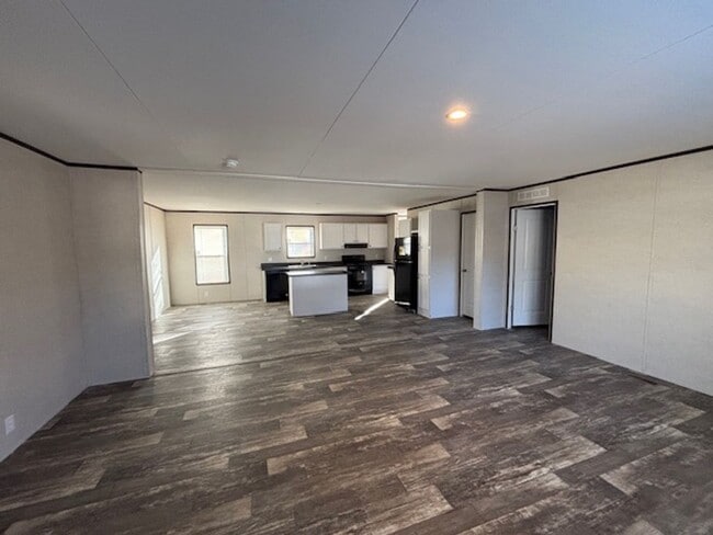 Photo - 5952 Yale Ave