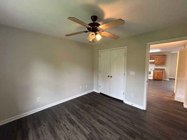 Photo - 100-132 Williams Rd Unidad 102