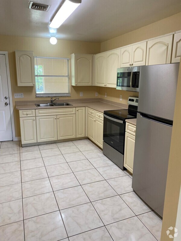 Building Photo - 2901 Owen Ave S Unit 2901 Rental