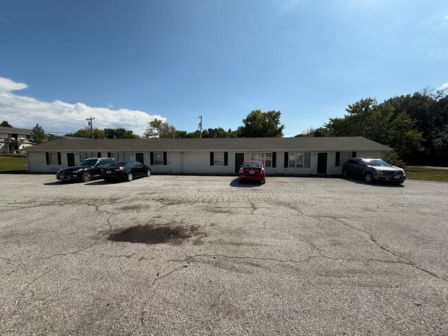 Building Photo - 7300 N Wade School Rd Rental