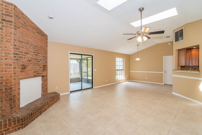 Photo - 8536 Iron Mill Ct