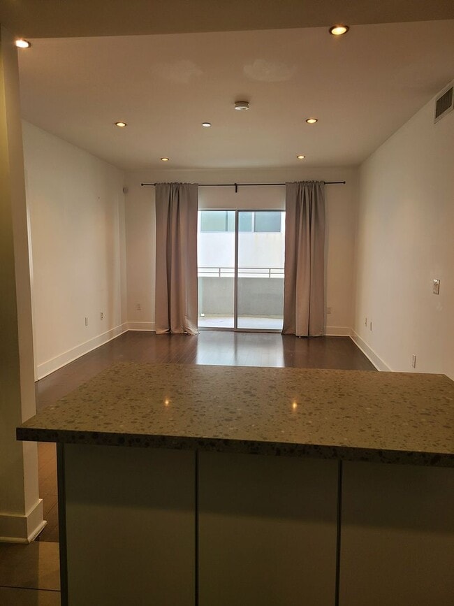 Photo - Title Live in the heart of West LA’s most iconic dining destination—Sawtelle