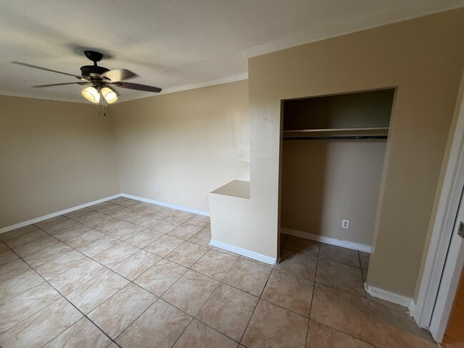 Photo - 3344 Soutel Dr