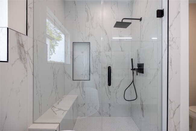 Photo - 4010 Yellowstone Blvd