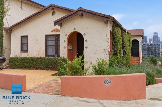 Photo - 1114 Figueroa Terrace