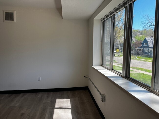 480 8th St Unit 103